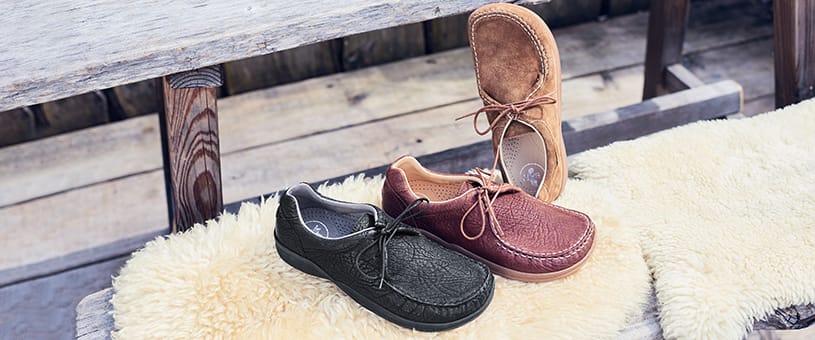 Die Meister des Alltags. Barfußschuhe Herren: Schnürschuhe