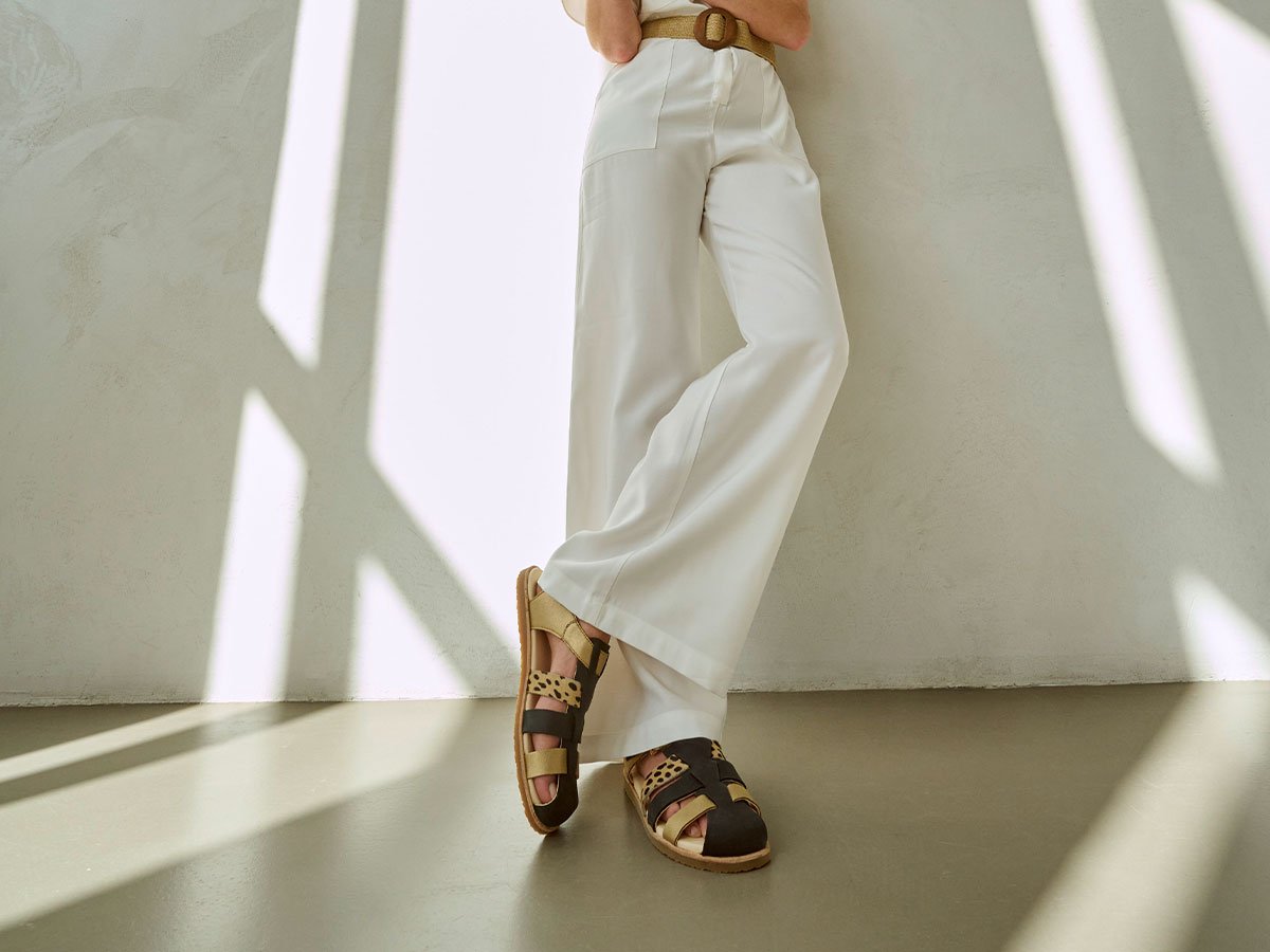BÄR Schuhe Damenschuhe Demi in leo aus Rindnappa gewachstes, Bedrucktes Kuhfell,Lammnappa - Anlass: Sandaletten (Emotionsbild) BÄR Schuhe Damenschuhe Sandaletten Demi leo Rindnappa gewachstes, Bedrucktes Kuhfell,Lammnappa Emotionsbild