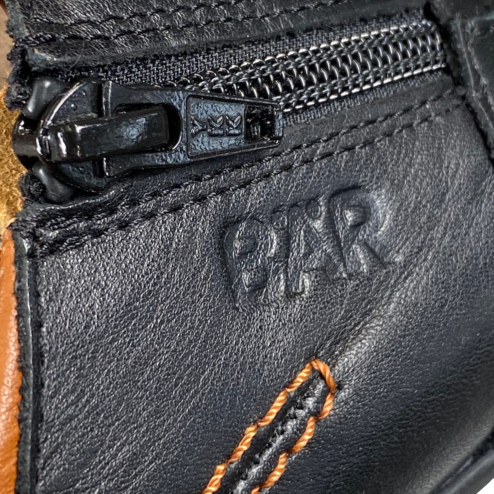 BÄR Schuhe Damenschuhe Jolanda in schwarz/braun aus Kalbnappaleder - Anlass: Freizeitschuhe (Produktbild) BÄR Schuhe Damenschuhe Freizeitschuhe Jolanda schwarz/braun Kalbnappaleder Produktbild