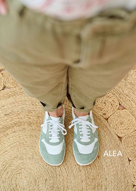BÄR Schuhe Damenschuhe Alea in weiß/mint aus Kalbnappaleder, Kalbveloursleder - Anlass: Freizeitschuhe (Emotionsbild) BÄR Schuhe Damenschuhe Freizeitschuhe Alea weiß/mint Kalbnappaleder, Kalbveloursleder Emotionsbild