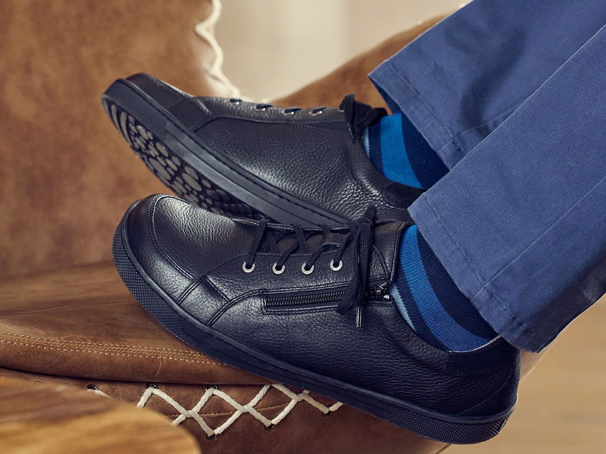 BÄR Schuhe Herrenschuhe Sven in schwarz aus Rindveloursleder wasserabweisend, Rindnappaleder wasserabweisend - Anlass: Businessschuhe (Emotionsbild) BÄR Schuhe Herrenschuhe Businessschuhe Sven schwarz Rindveloursleder wasserabweisend, Rindnappaleder wasserabweisend Emotionsbild