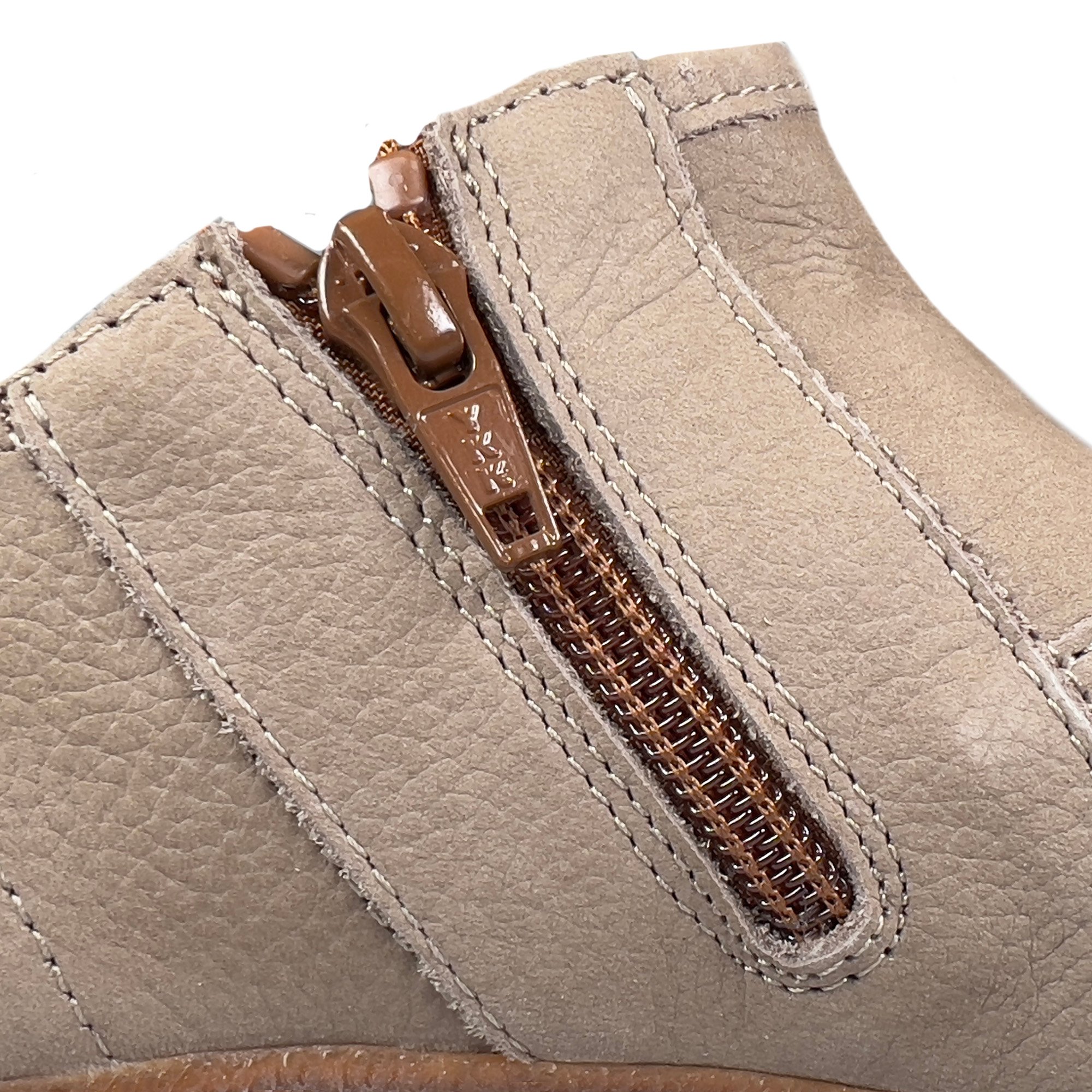 BÄR Schuhe Damenschuhe Lotus in toffee aus Kalbnubukleder - Anlass: Freizeitschuhe (Produktbild) BÄR Schuhe Damenschuhe Freizeitschuhe Lotus toffee Kalbnubukleder Produktbild