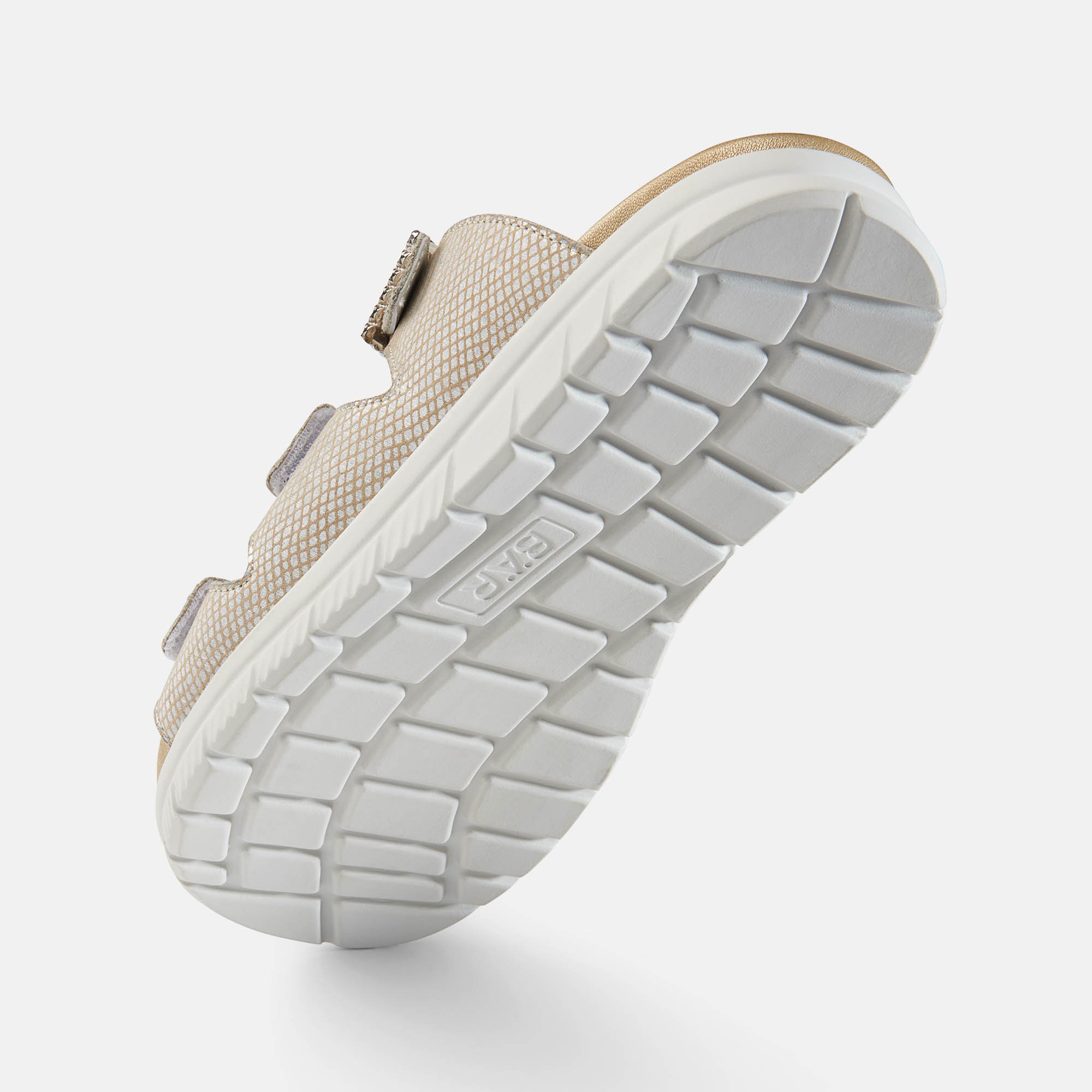 BÄR Schuhe Damenschuhe Yvonne in sand aus Kalbveloursleder, Geprägtes Kalbveloursleder - Anlass: Sandaletten (Seitenansicht) BÄR Schuhe Damenschuhe Sandaletten Yvonne sand Kalbveloursleder, Geprägtes Kalbveloursleder Seitenansicht