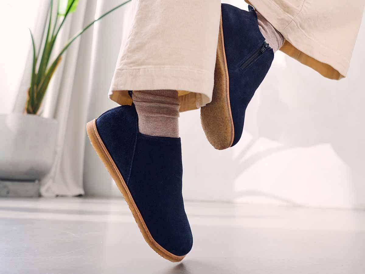 BÄR Schuhe Damenschuhe Mie in dunkelblau aus Kalbveloursleder wasserabweisend - Anlass: Freizeitschuhe (Emotionsbild) BÄR Schuhe Damenschuhe Freizeitschuhe Mie dunkelblau Kalbveloursleder wasserabweisend Emotionsbild