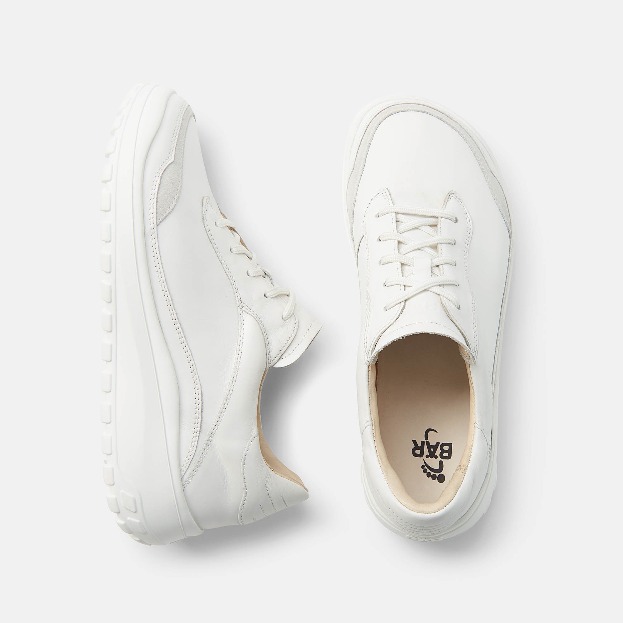 BÄR Schuhe Damenschuhe Quinn in weiß aus Kalbnappaleder, Kalbveloursleder - Anlass: Alltag (Ansicht von oben) BÄR Schuhe Damenschuhe Alltag Quinn weiß Kalbnappaleder, Kalbveloursleder Ansicht von oben