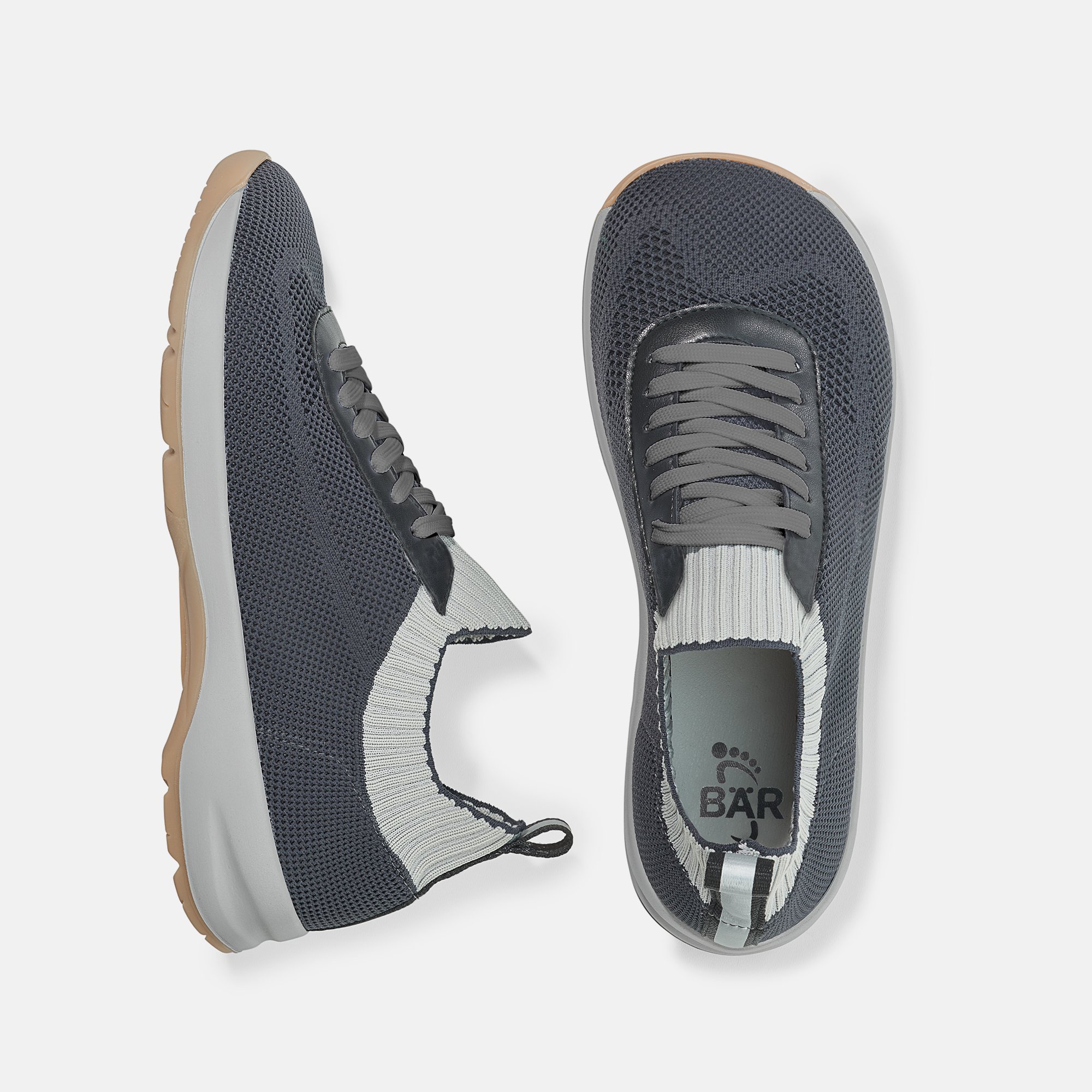 BÄR Schuhe Herrenschuhe Riley in dunkelgrau aus Textilstrick aus Polyester und PU - Anlass: Freizeitschuhe (Ansicht von oben) BÄR Schuhe Herrenschuhe Freizeitschuhe Riley dunkelgrau Textilstrick aus Polyester und PU Ansicht von oben