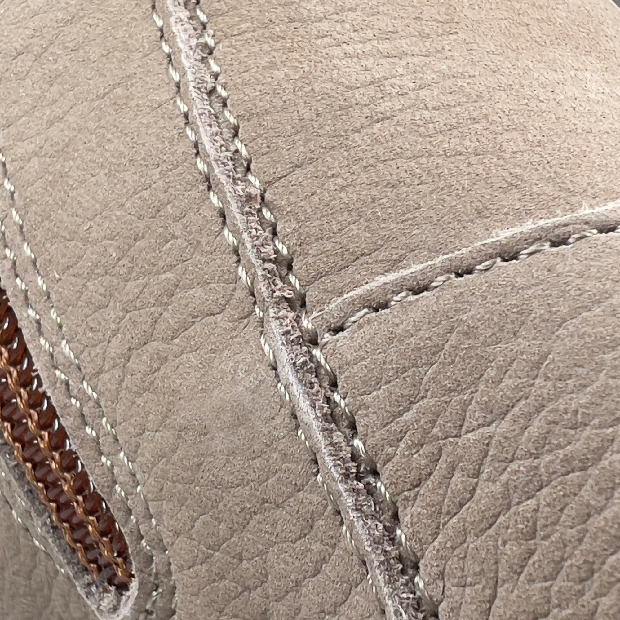 BÄR Schuhe Damenschuhe Lotus in toffee aus Kalbnubukleder - Anlass: Freizeitschuhe (Produktbild) BÄR Schuhe Damenschuhe Freizeitschuhe Lotus toffee Kalbnubukleder Produktbild