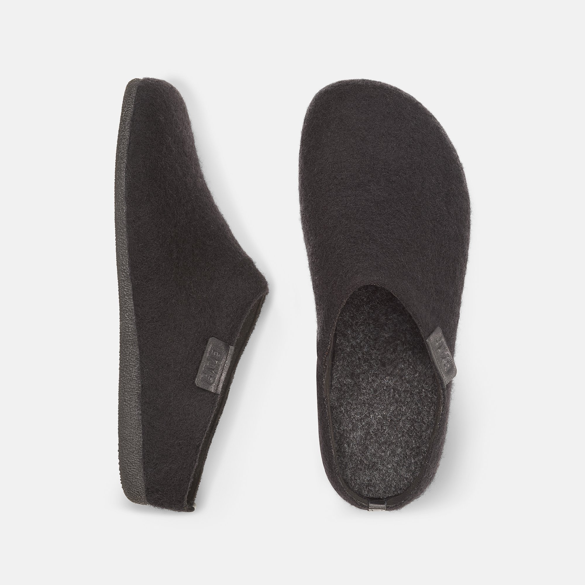 BÄR Schuhe Unisexschuhe Hugo in schwarz aus 75% Wolle, 25% Polyamid - Anlass: Hausschuhe (Ansicht von oben) BÄR Schuhe Unisexschuhe Hausschuhe Hugo schwarz 75% Wolle, 25% Polyamid Ansicht von oben