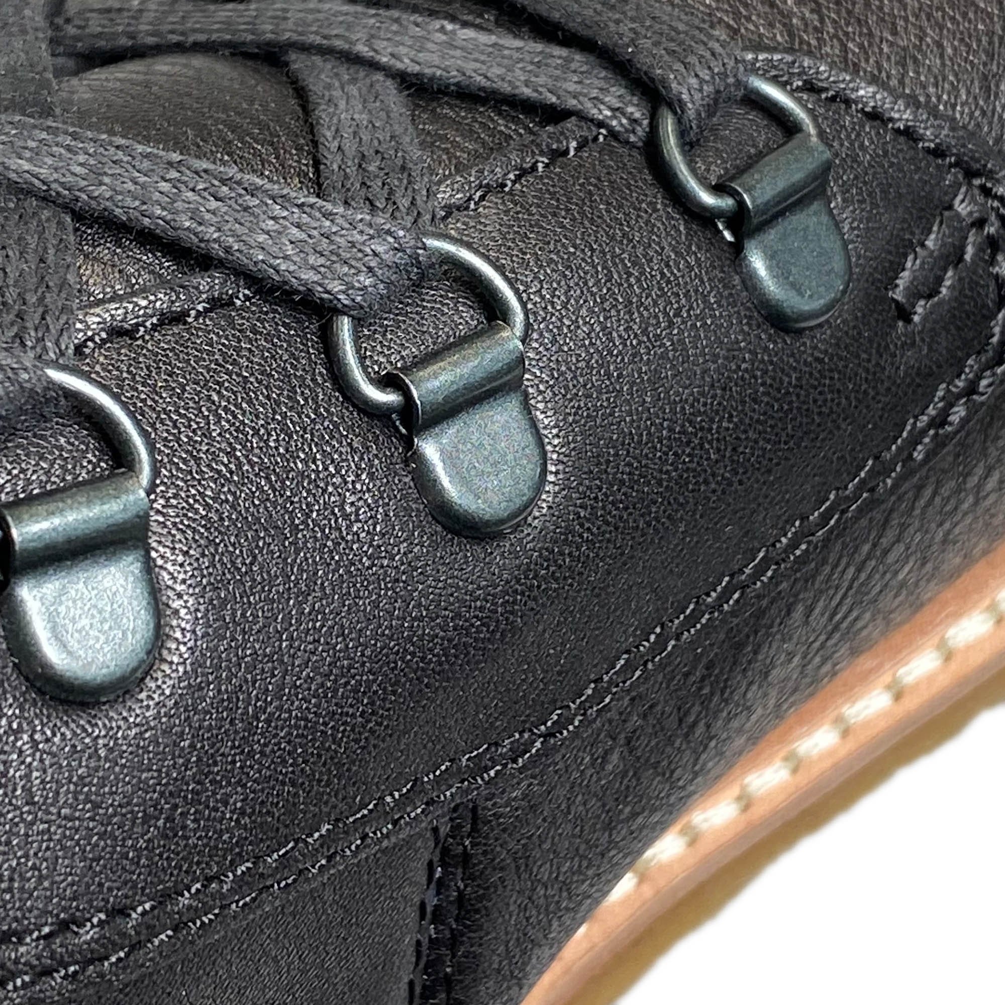 BÄR Schuhe Herrenschuhe Roger in schwarz aus Rindnappaleder wasserabweisend - Anlass: Freizeitschuhe (Produktbild) BÄR Schuhe Herrenschuhe Freizeitschuhe Roger schwarz Rindnappaleder wasserabweisend Produktbild