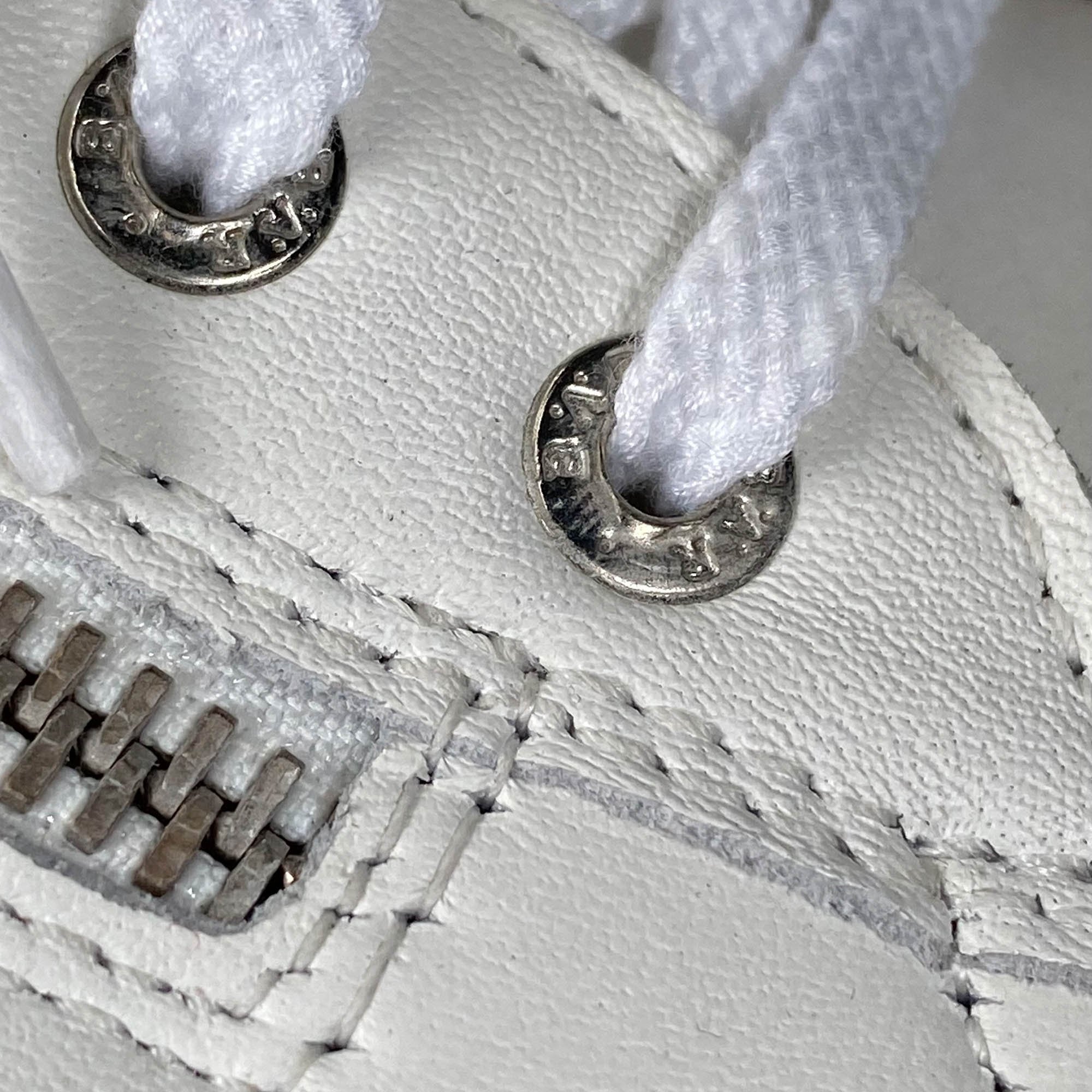 BÄR Schuhe Damenschuhe Margot in weiß aus Kalbnappaleder - Anlass: Freizeitschuhe (Produktbild) BÄR Schuhe Damenschuhe Freizeitschuhe Margot weiß Kalbnappaleder Produktbild