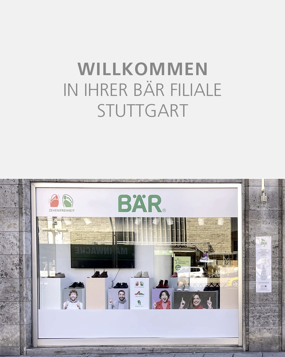 Außenansicht der BÄR Schuhfiliale in Stuttgart mit Schaufenster und Schuhdisplay