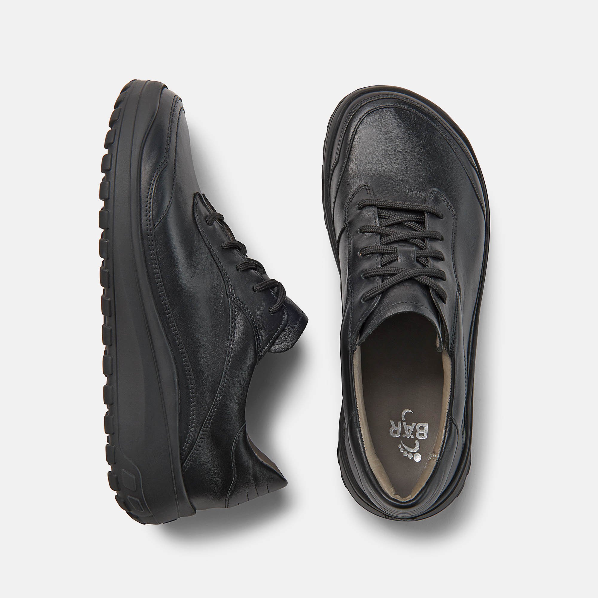 BÄR Schuhe Herrenschuhe Quinn in schwarz aus Rindnappaleder, Rindveloursleder - Anlass: Freizeitschuhe (Ansicht von oben) BÄR Schuhe Herrenschuhe Freizeitschuhe Quinn schwarz Rindnappaleder, Rindveloursleder Ansicht von oben