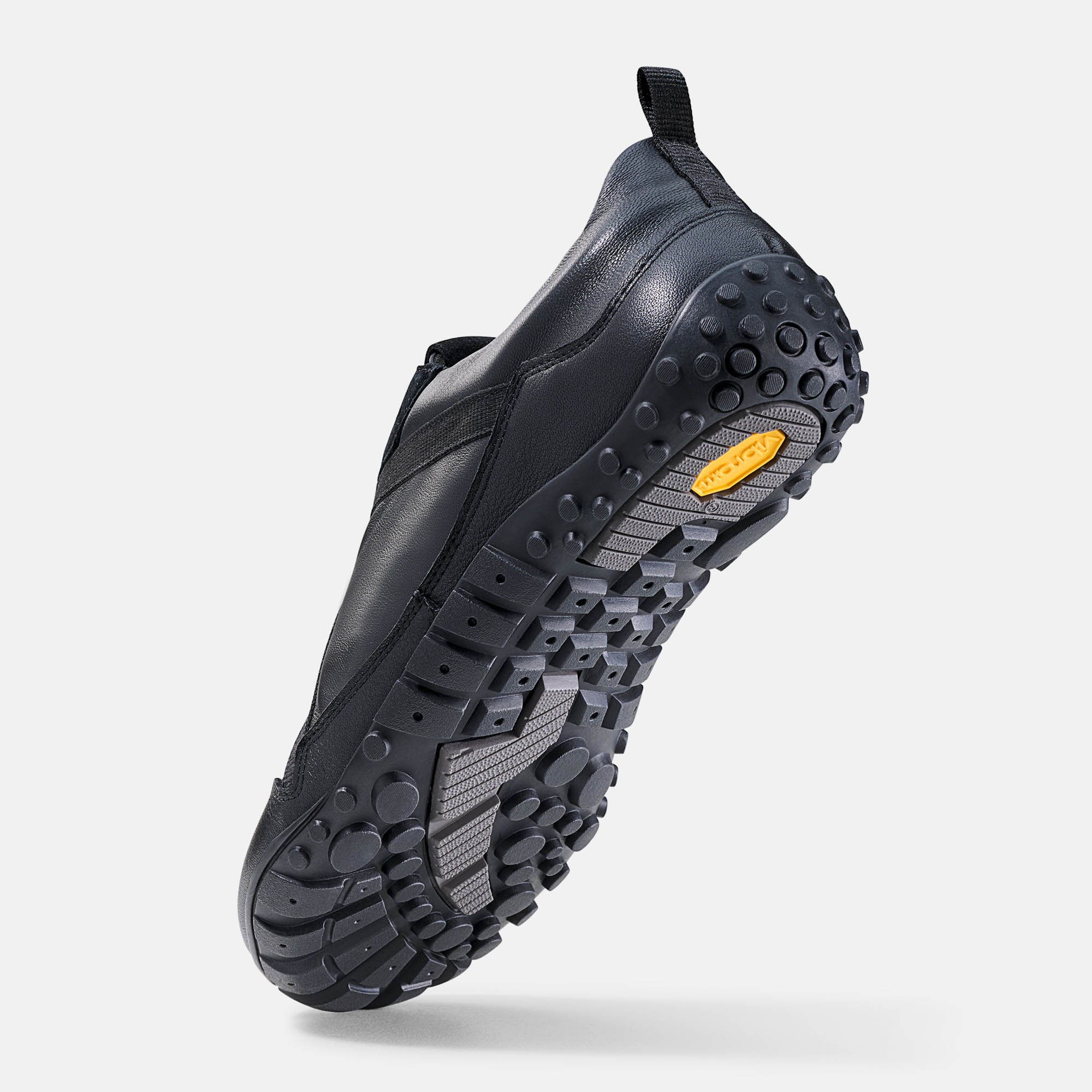 BÄR Schuhe Damenschuhe Junis in schwarz aus Lammnappa, Kalbvelours, Rindnappa - Anlass: Freizeitschuhe (Seitenansicht) BÄR Schuhe Damenschuhe Freizeitschuhe Junis schwarz Lammnappa, Kalbvelours, Rindnappa Seitenansicht