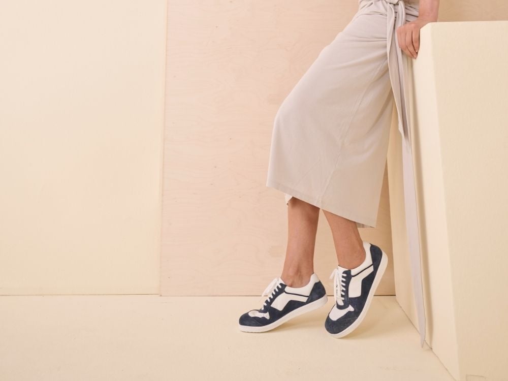 BÄR Schuhe Damenschuhe Freizeitschuhe Alea 2.0 dunkelblau/weiß Kalbnappaleder, Kalbveloursleder Emotionsbild