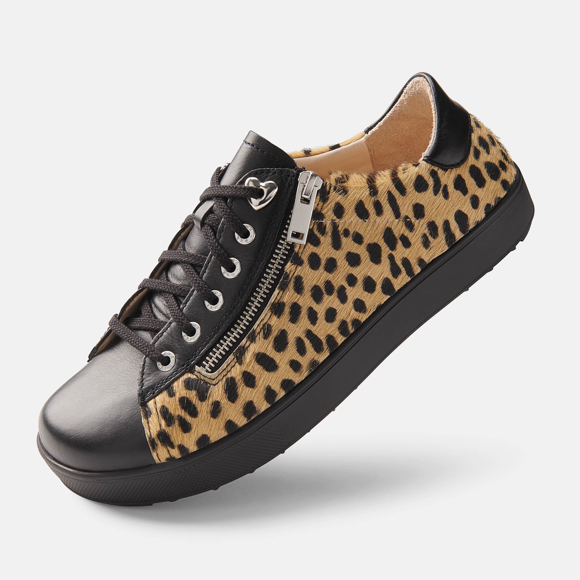 BÄR Schuhe Damenschuhe Margot in schwarz/leo aus Kalbnappaleder, Gefärbtes Rindfell - Anlass: Freizeitschuhe (Produktbild) BÄR Schuhe Damenschuhe Freizeitschuhe Margot schwarz/leo Kalbnappaleder, Gefärbtes Rindfell Produktbild