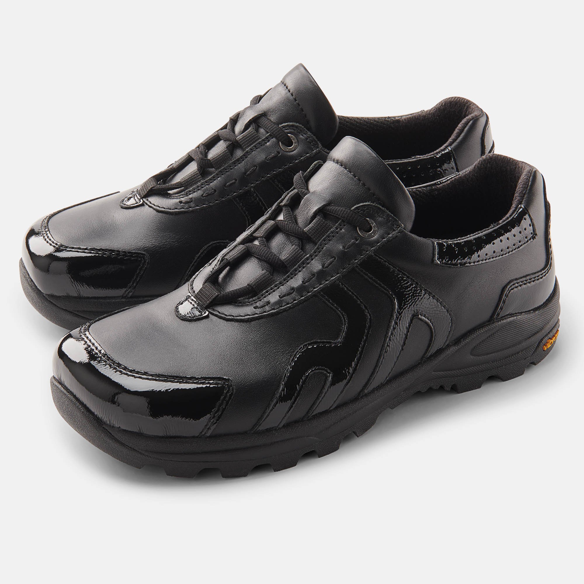 BÄR Schuhe Damenschuhe Lady-Sport L in schwarz aus Kalbnappaleder, Lackleder - Anlass: Wanderschuhe (Hauptbild) BÄR Schuhe Damenschuhe Wanderschuhe Lady-Sport L schwarz Kalbnappaleder, Lackleder Hauptbild