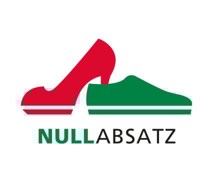 Logo zeigt roten High-Heel und grünen Sneaker nebeneinander mit dem Schriftzug Nullabsatz